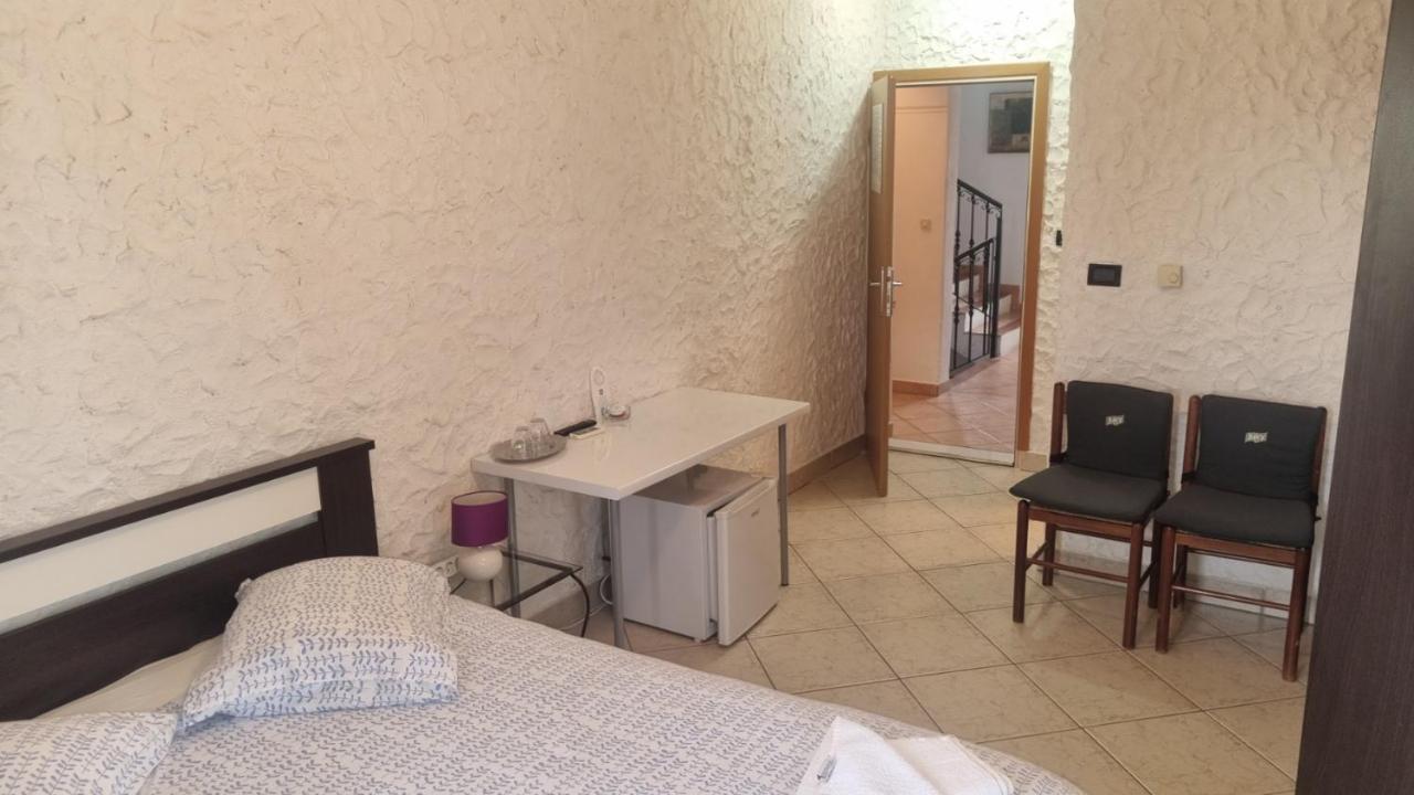 B&B Feral Ρόβινι Εξωτερικό φωτογραφία